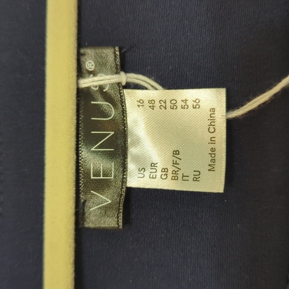 Venus Blazer - Picture 3 of 6